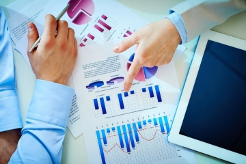 Financijski izvještaji i financijska analiza (glavni pokazatelji likvidnosti, solventnosti, profitablinosti, povrata, zaduženosti i njihovo značenje) Financijski izvještaji i financijska analiza (glavni pokazatelji likvidnosti, solventnosti, profitablinosti, povrata, zaduženosti i njihovo značenje)